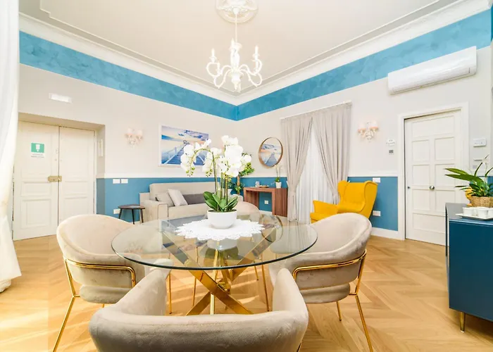 Дом отдыха Sirenuse & *